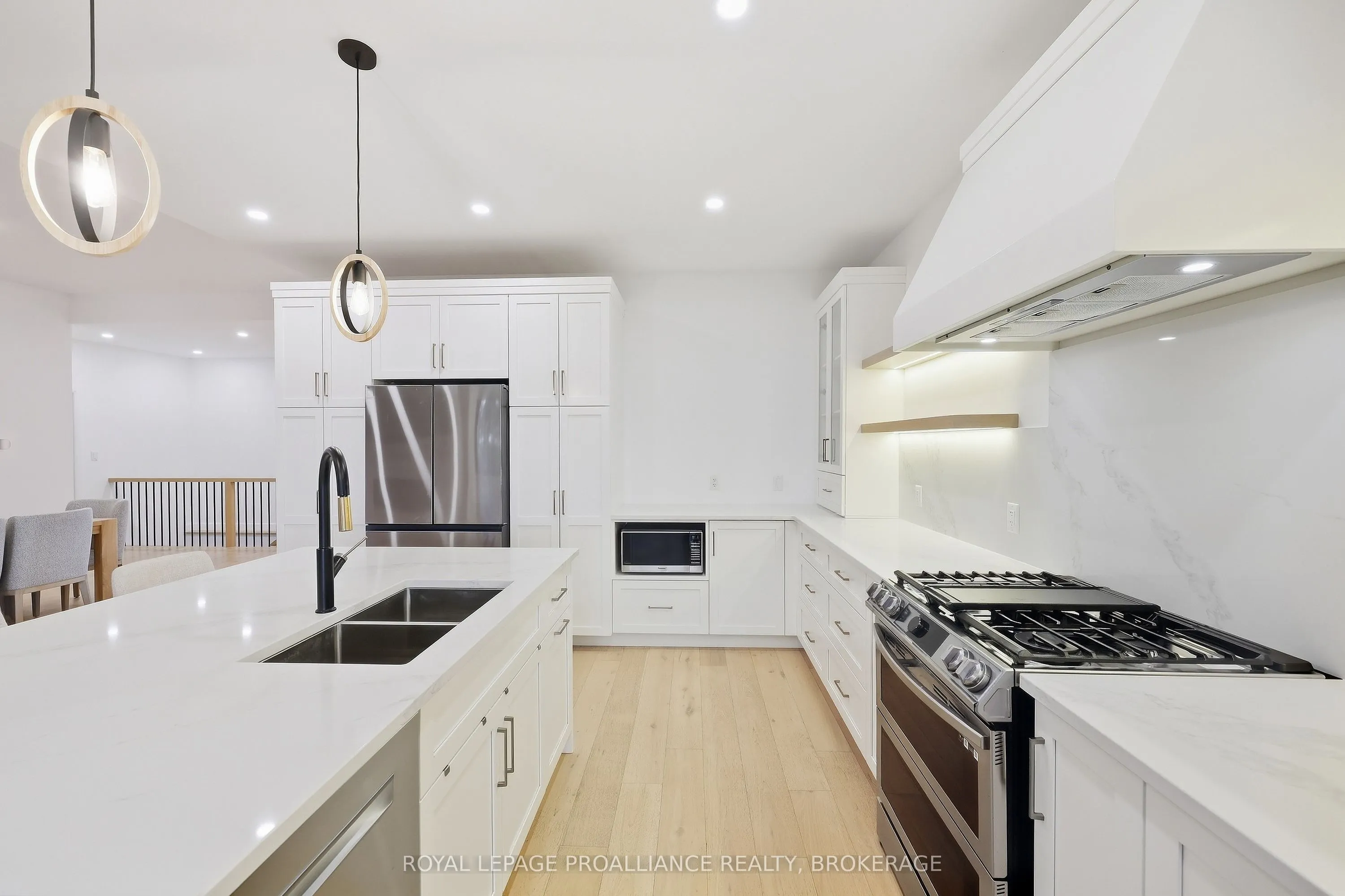 1259 Carfa Crescent