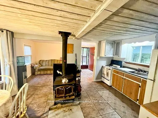 81 McGuire Beach Road