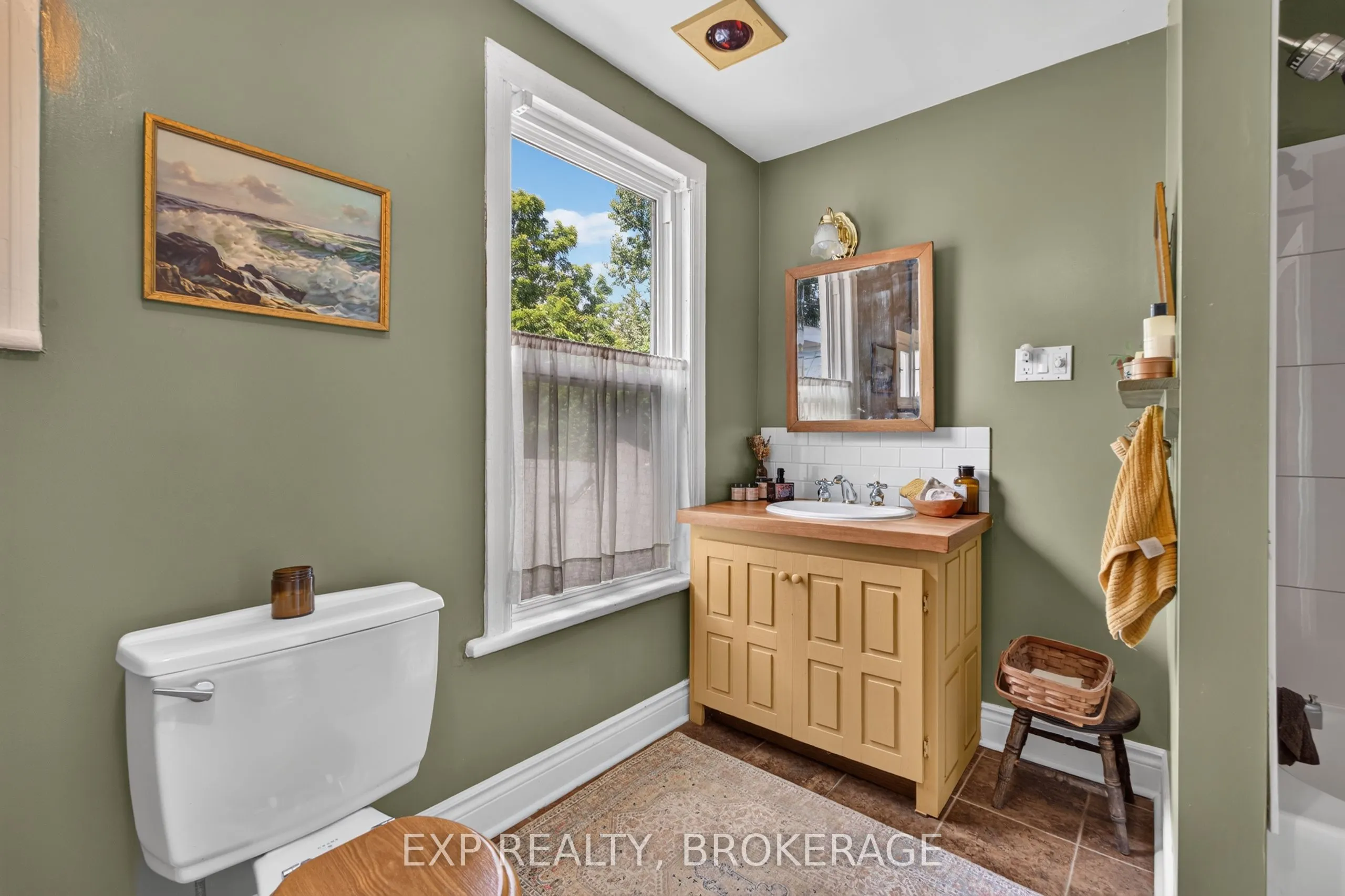70 LIVINGSTON Avenue