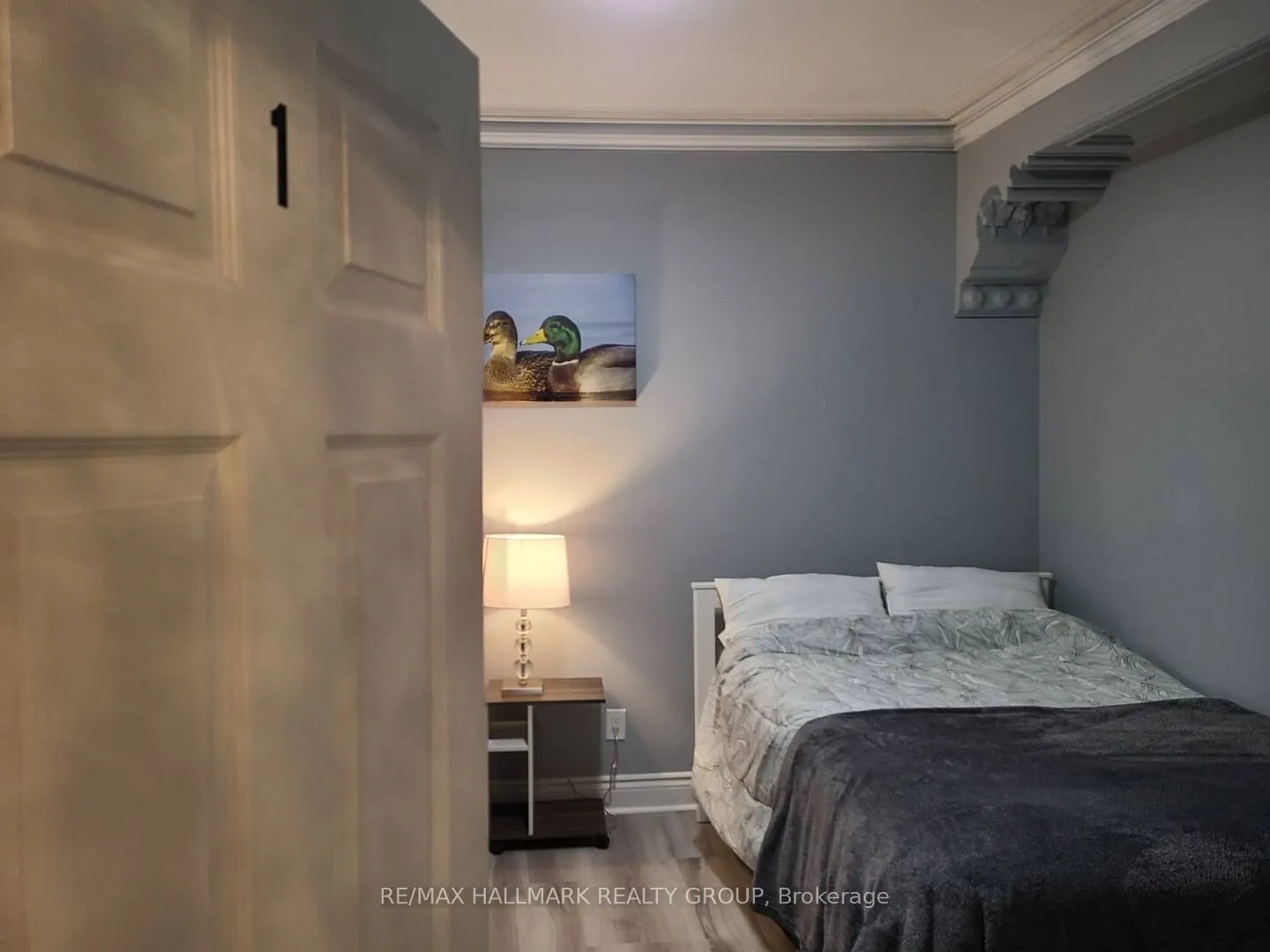 474 SOMERSET Street W