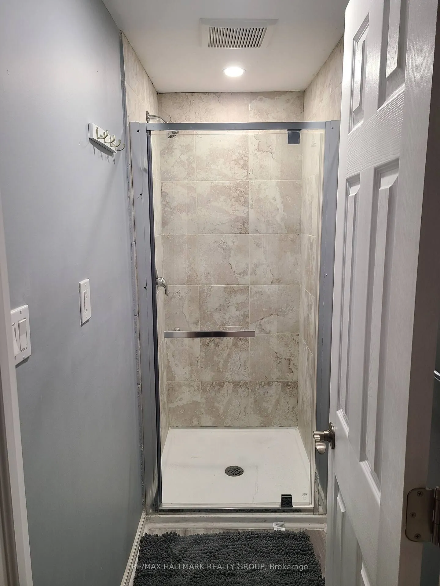 474 SOMERSET Street W