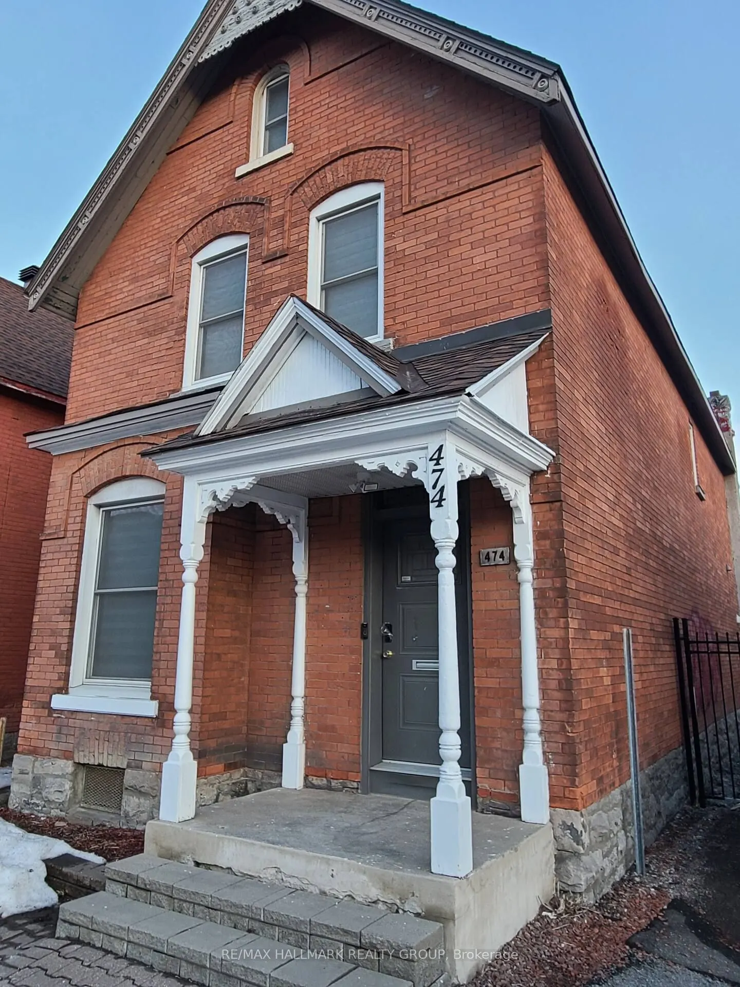 474 SOMERSET Street W