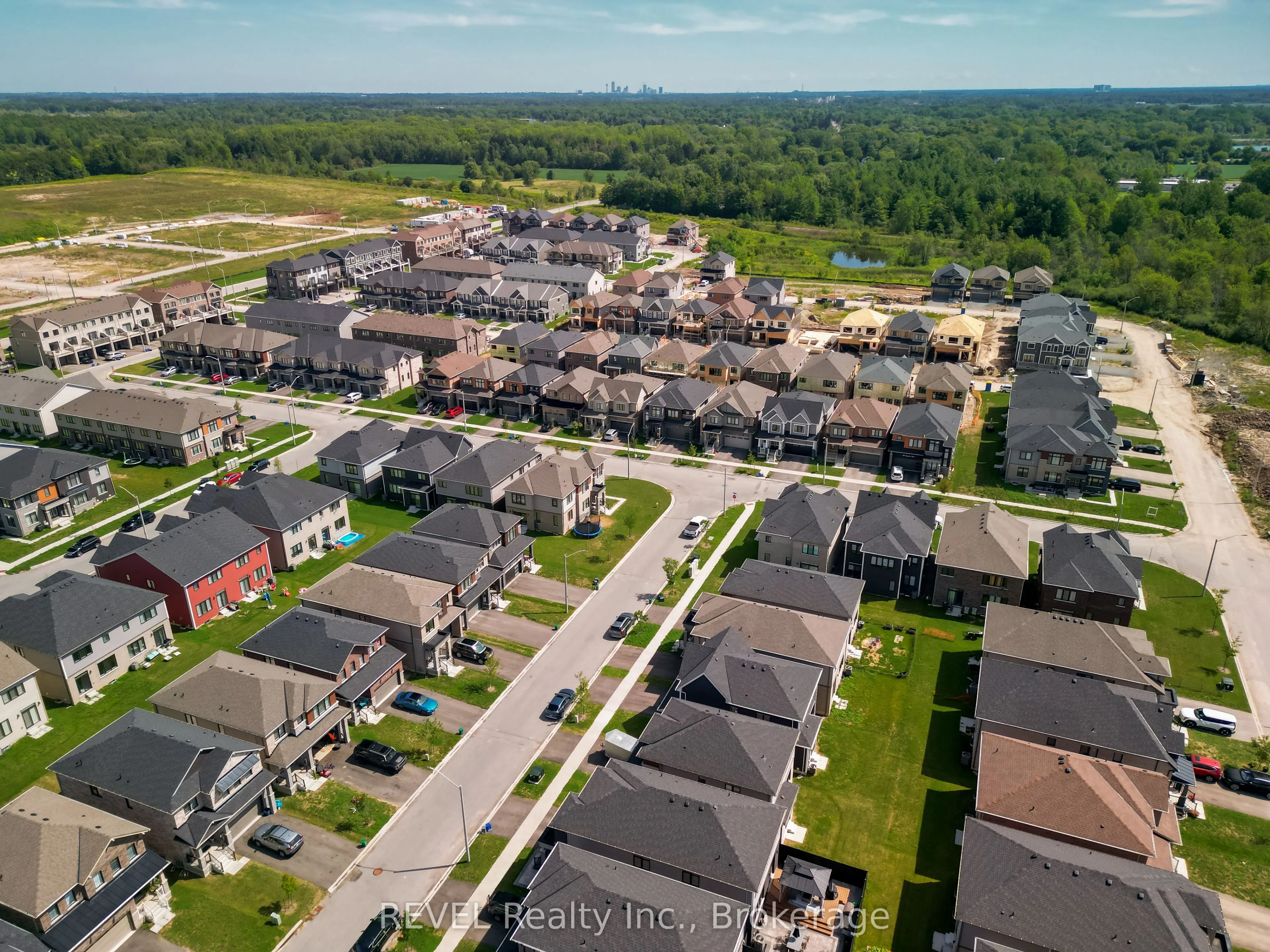 111 Sunflower Crescent