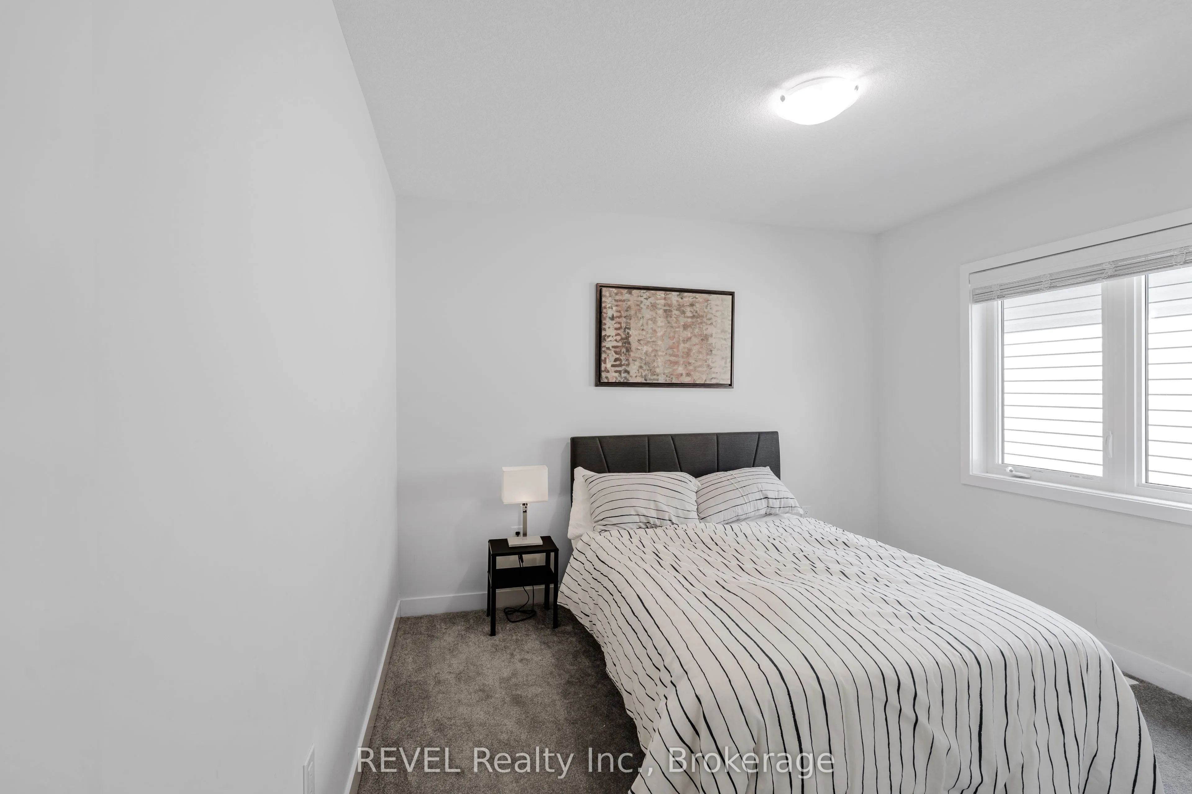 111 Sunflower Crescent