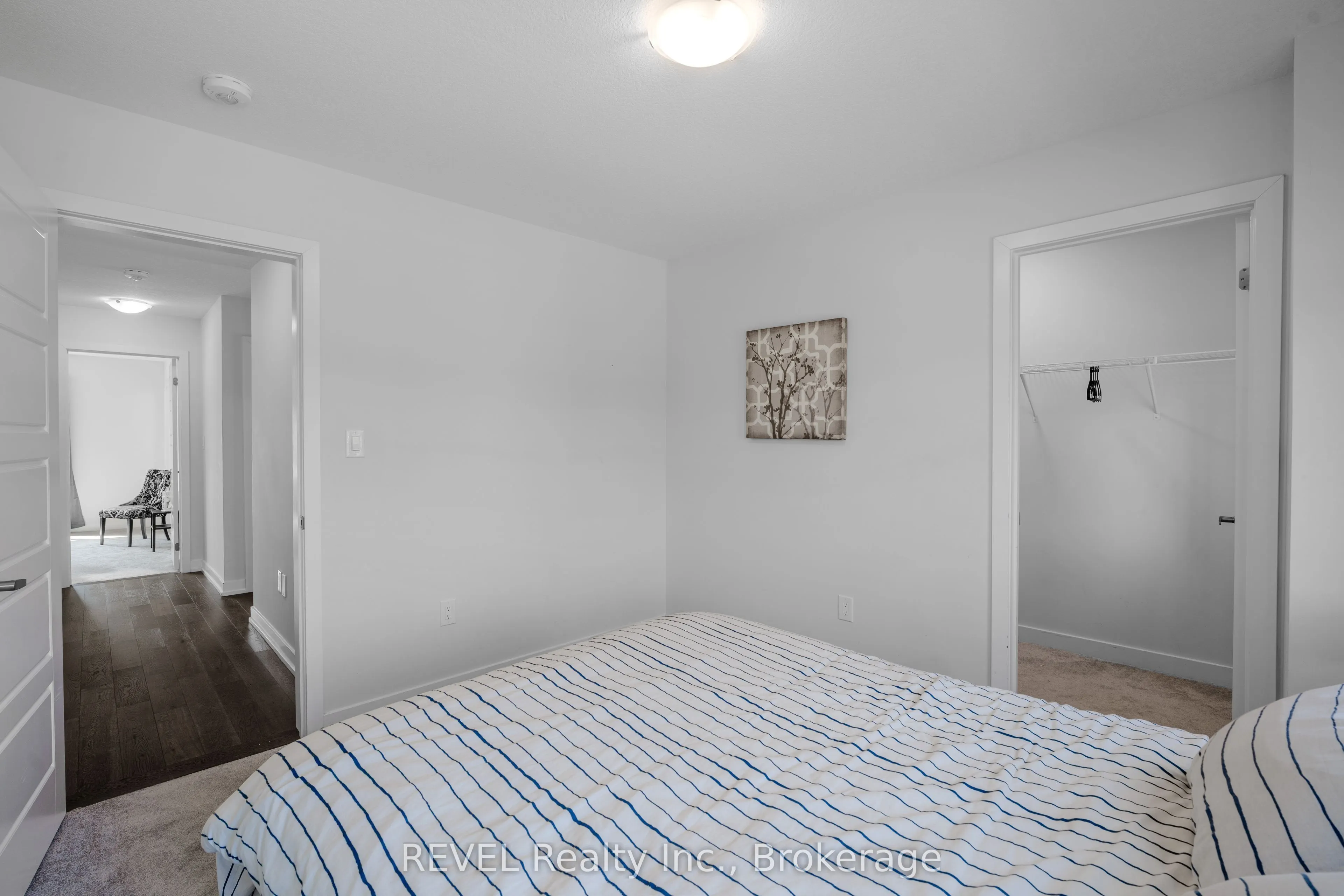 111 Sunflower Crescent