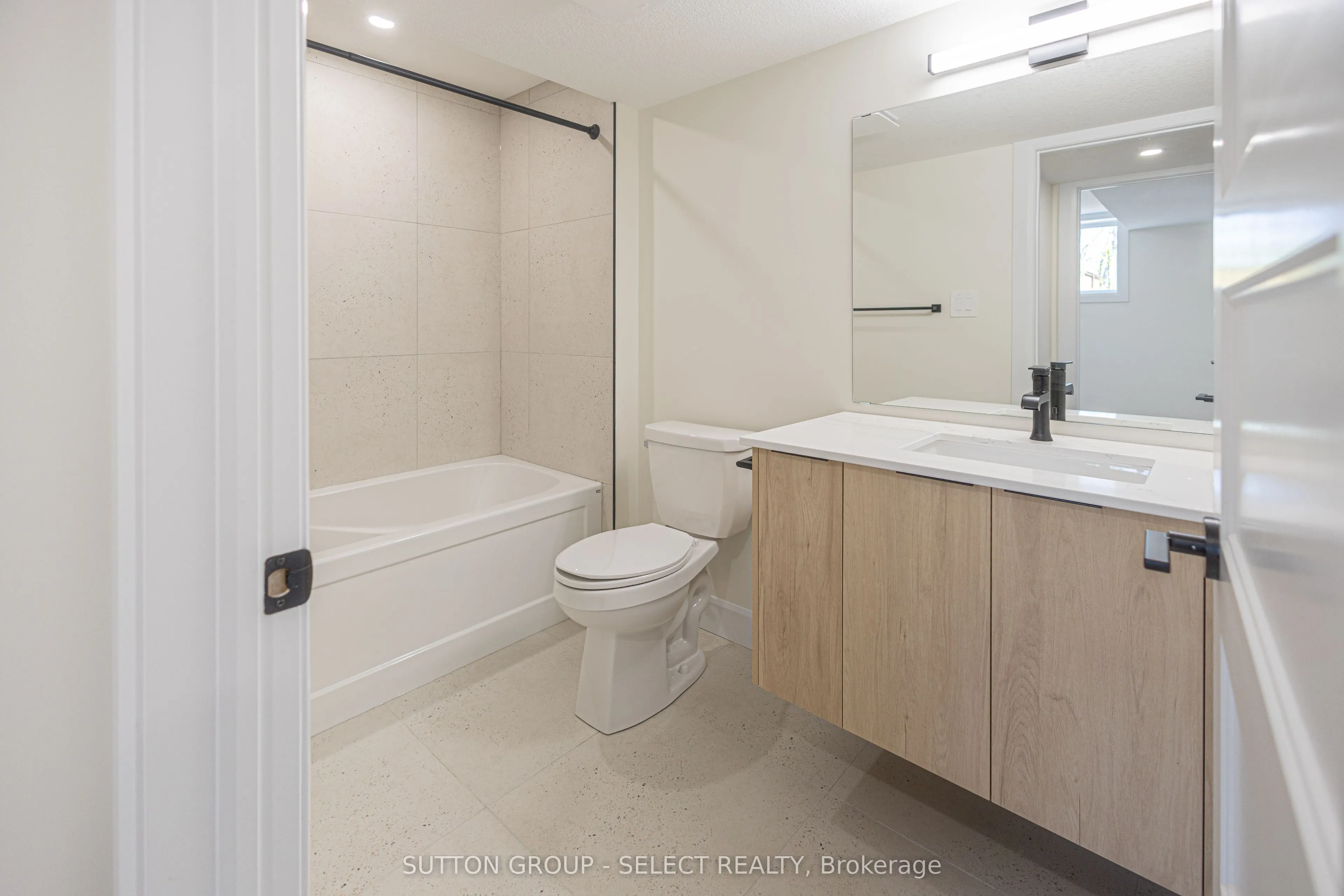 233 Upper Queen Street #26