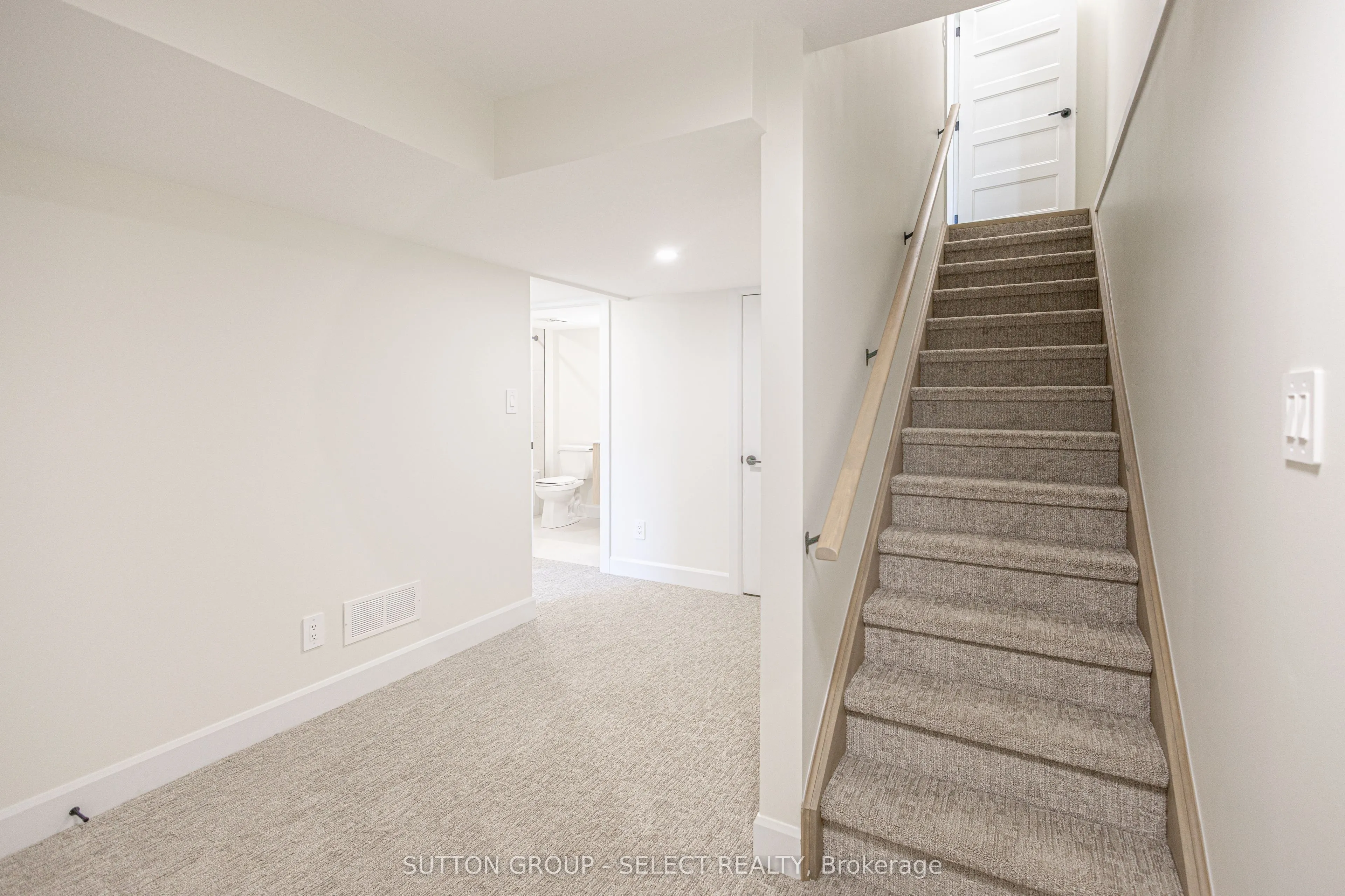 233 Upper Queen Street #26