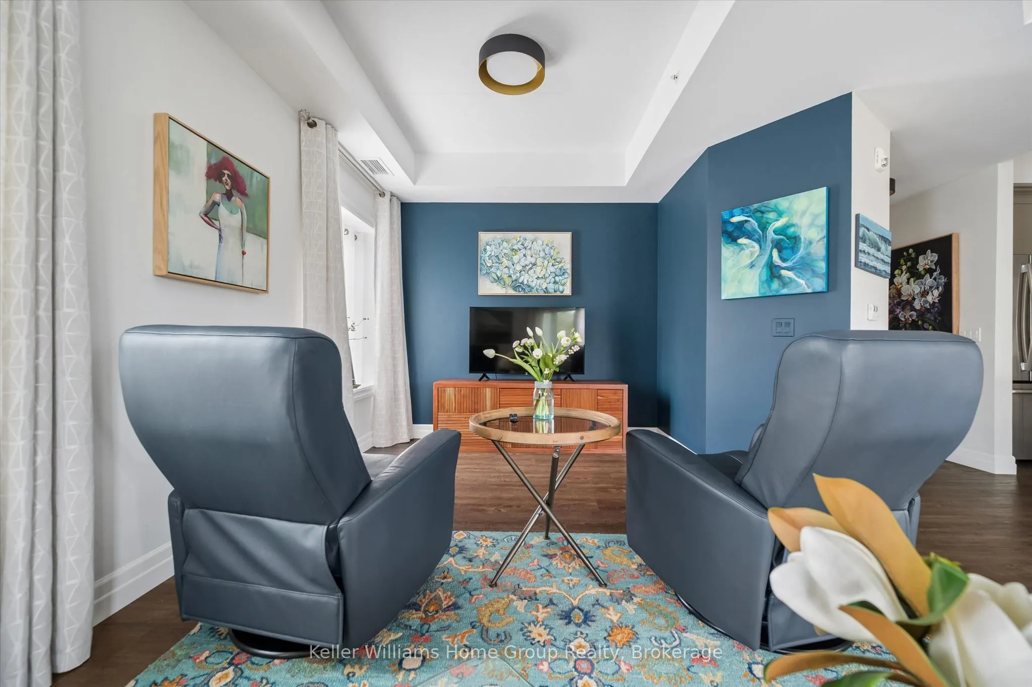 19 Stumpf Street #201