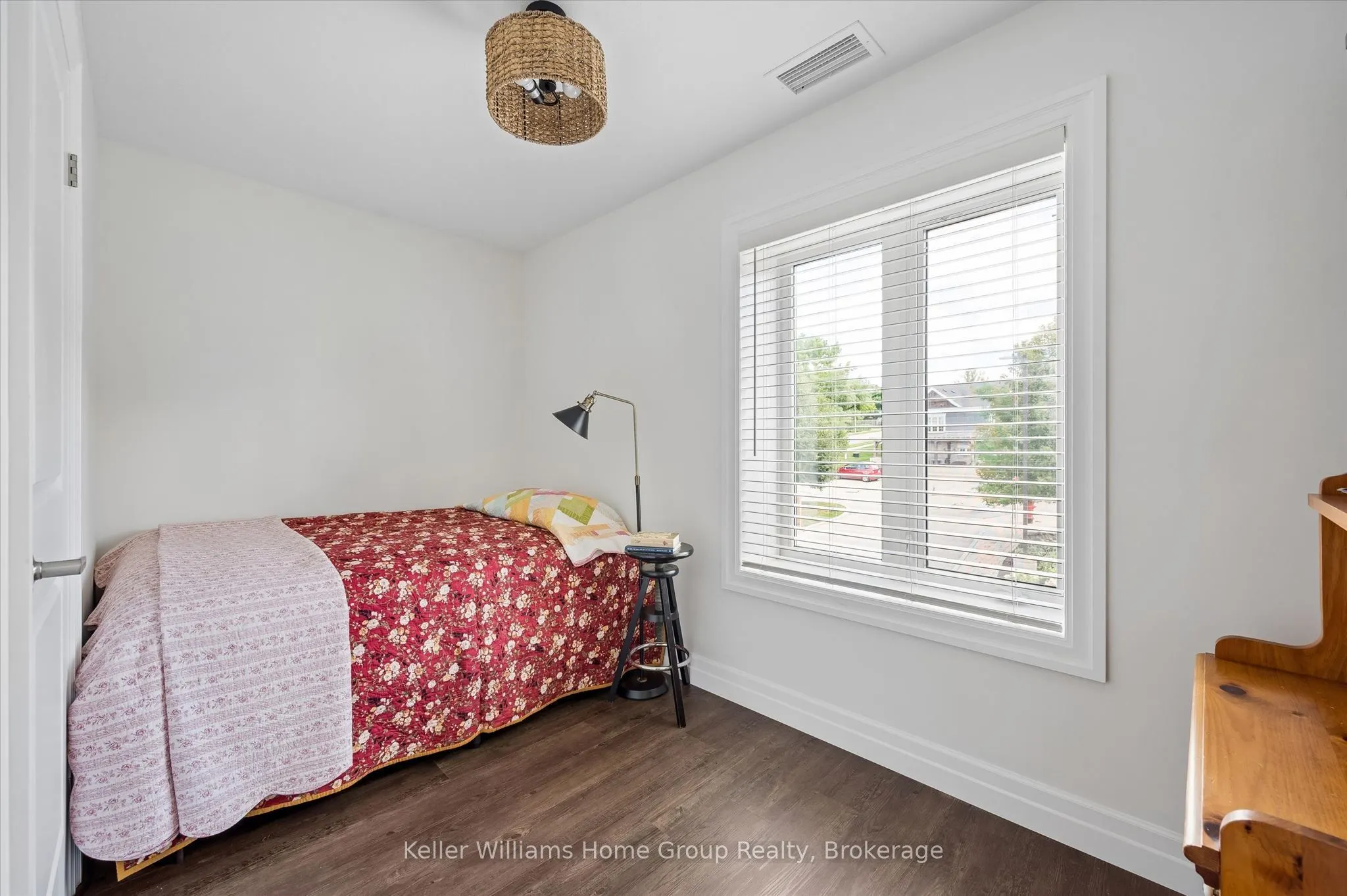 19 Stumpf Street #201