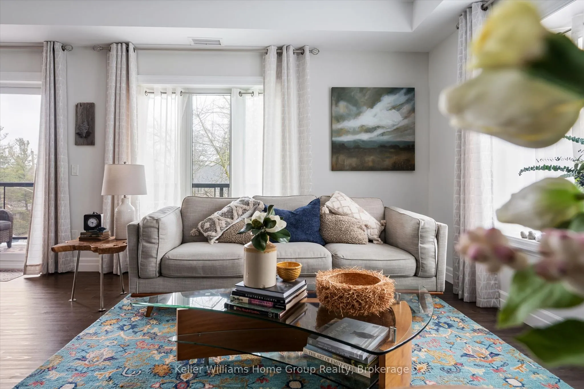 19 Stumpf Street #201