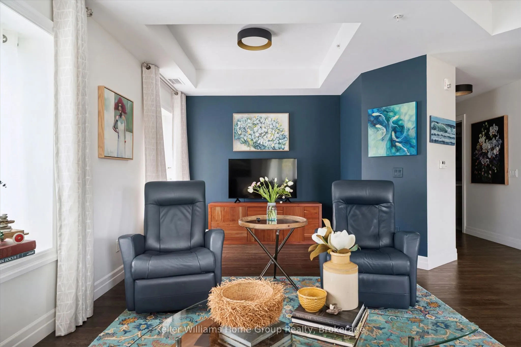 19 Stumpf Street #201