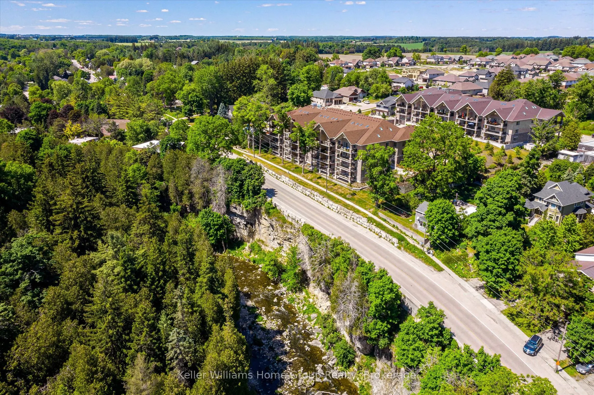 19 Stumpf Street #201