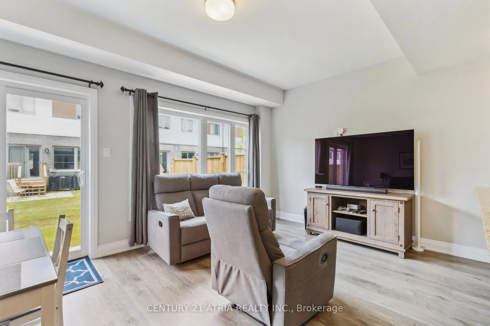 36 Steele Crescent #29