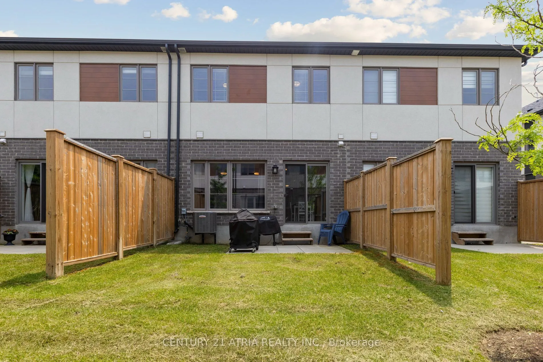 36 Steele Crescent #29