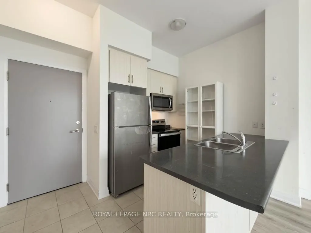 16 Concord Place #632