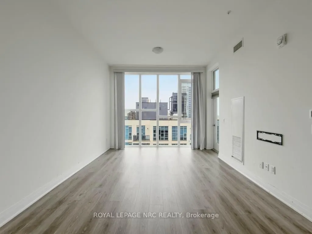 16 Concord Place #632
