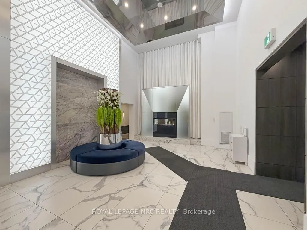 16 Concord Place #632