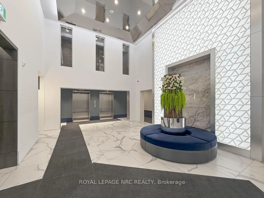 16 Concord Place #632