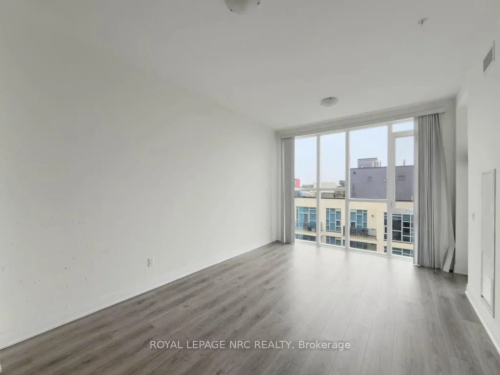16 Concord Place #632