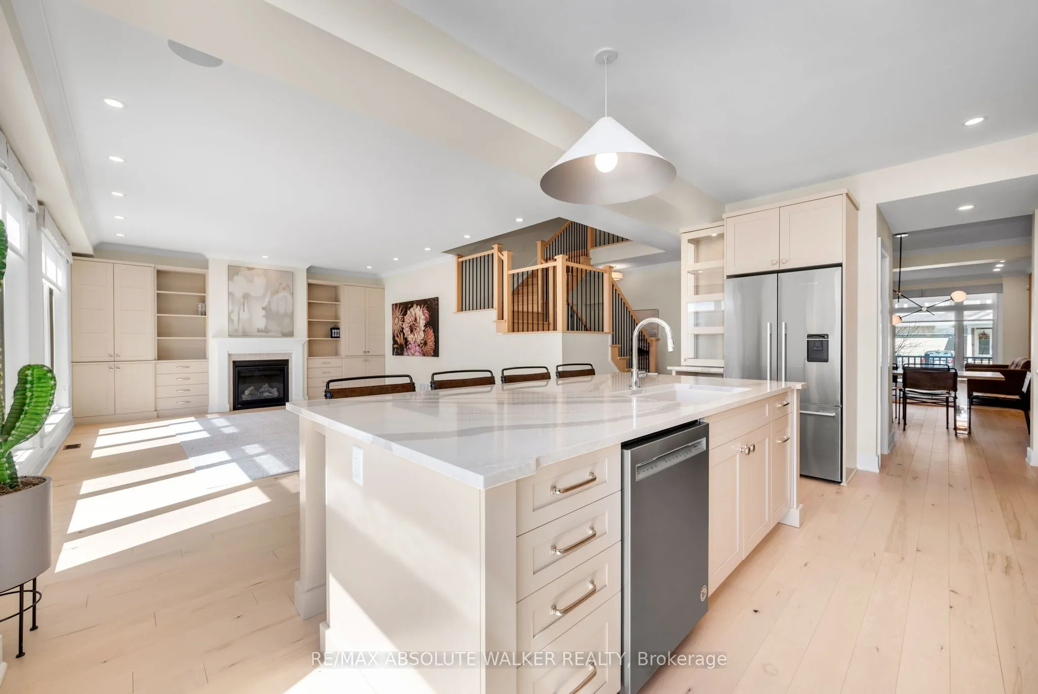 501 EGRET Way
