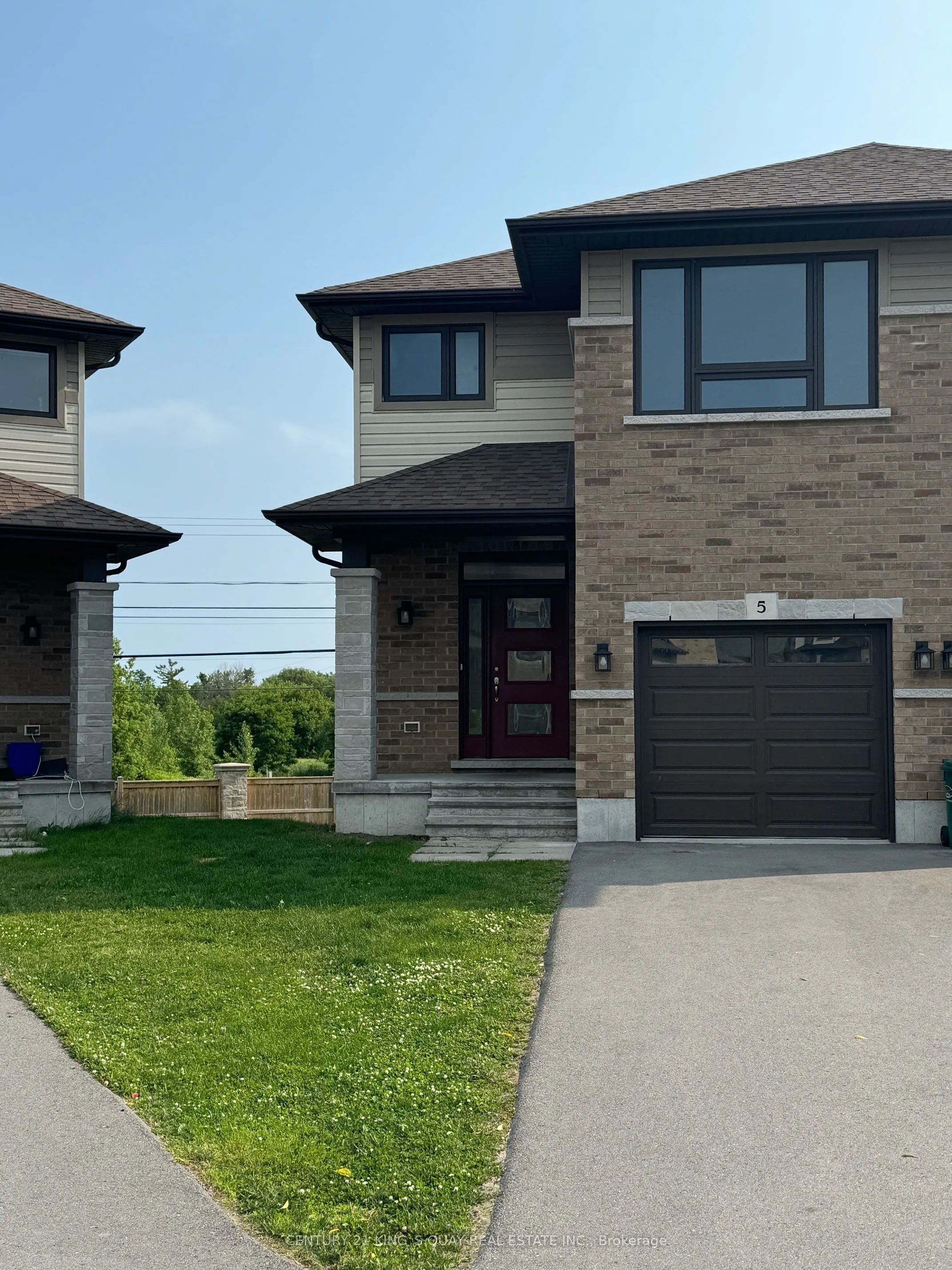 5 Ledgerock Court