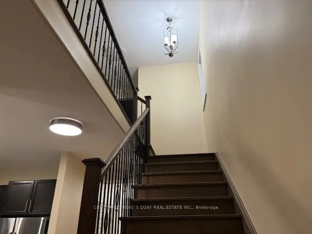 5 Ledgerock Court