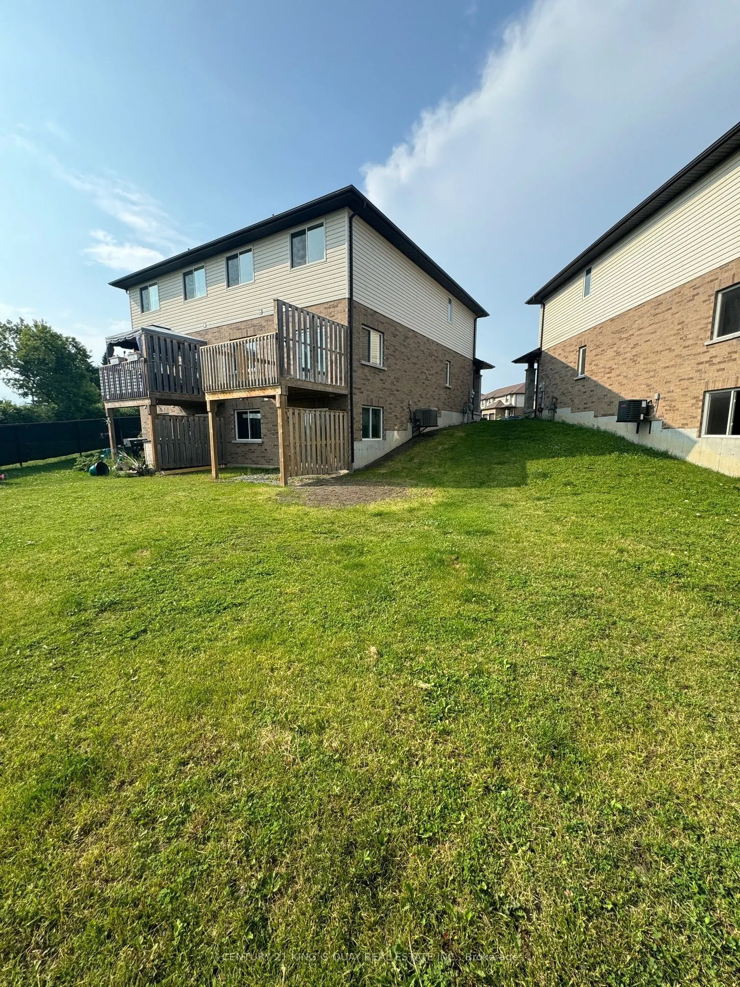 5 Ledgerock Court