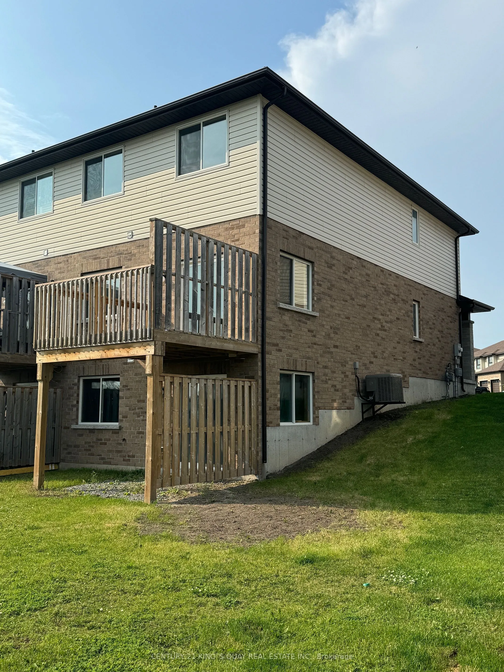 5 Ledgerock Court