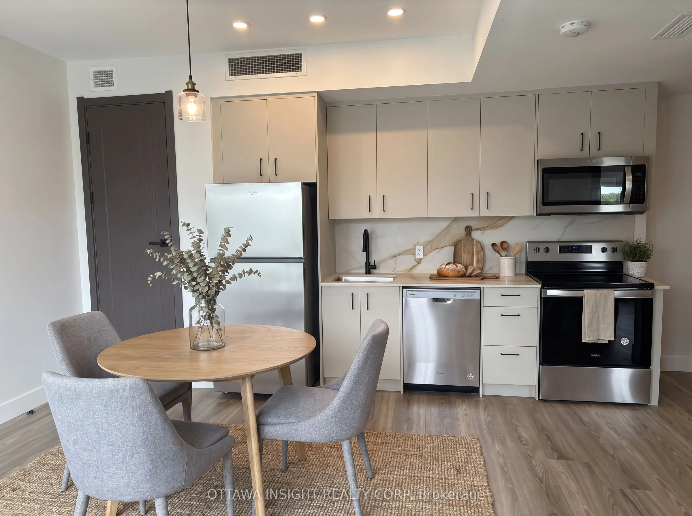 266 Carruthers Avenue #1