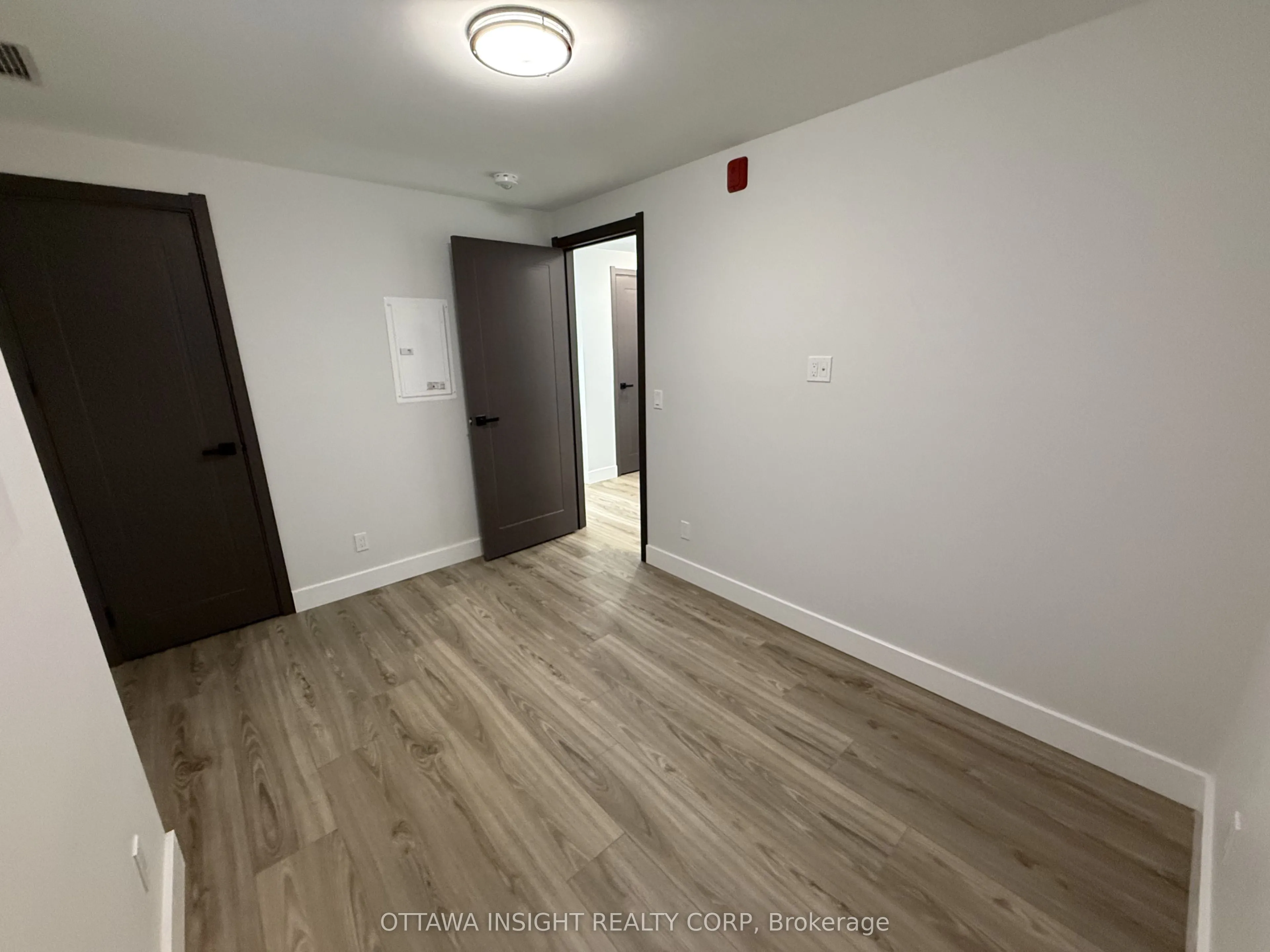 266 Carruthers Avenue #4