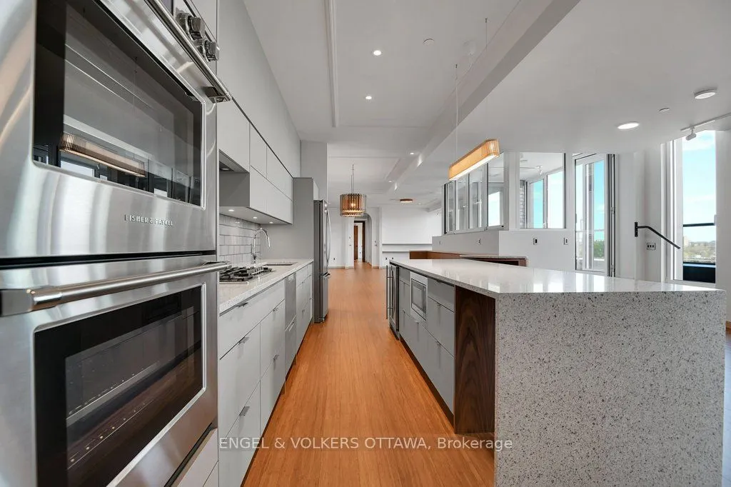 135 Barrette Street #PH4