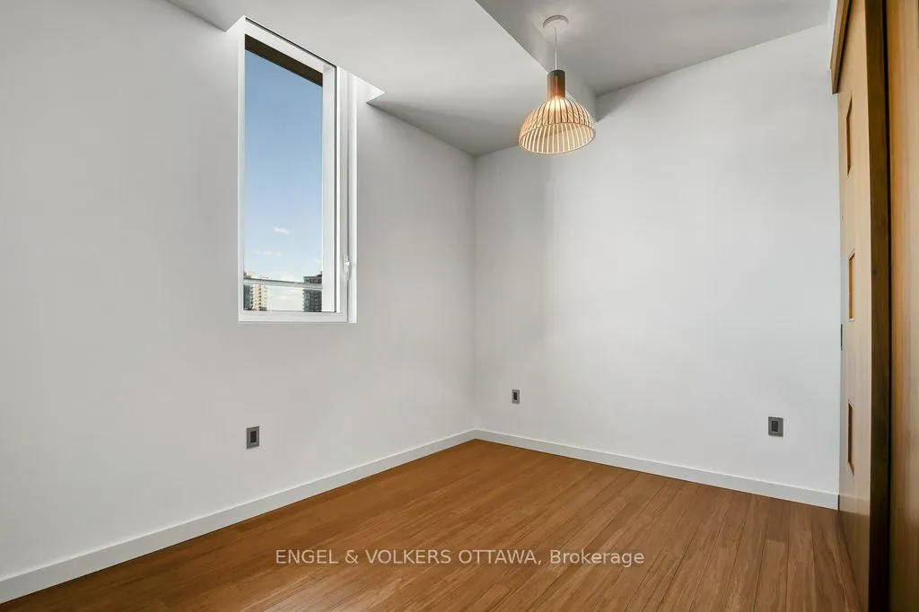 135 Barrette Street #PH4