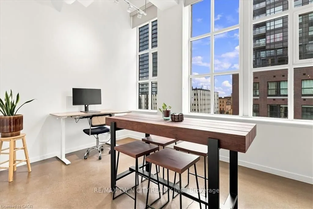 410 King Street W #408