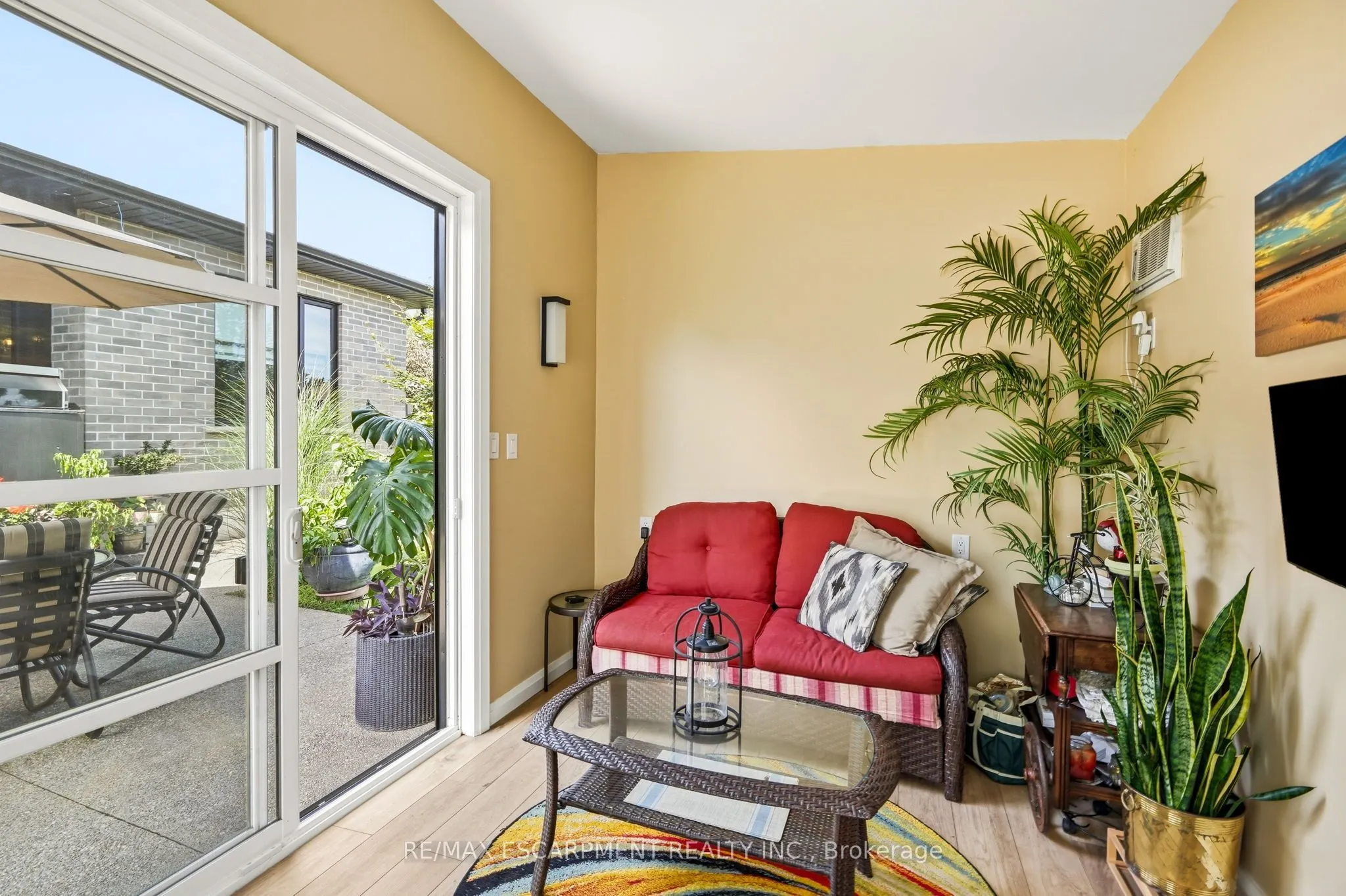 42 Carlton Avenue
