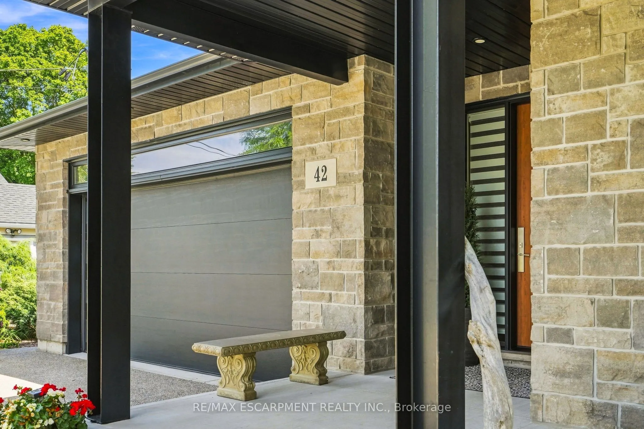42 Carlton Avenue