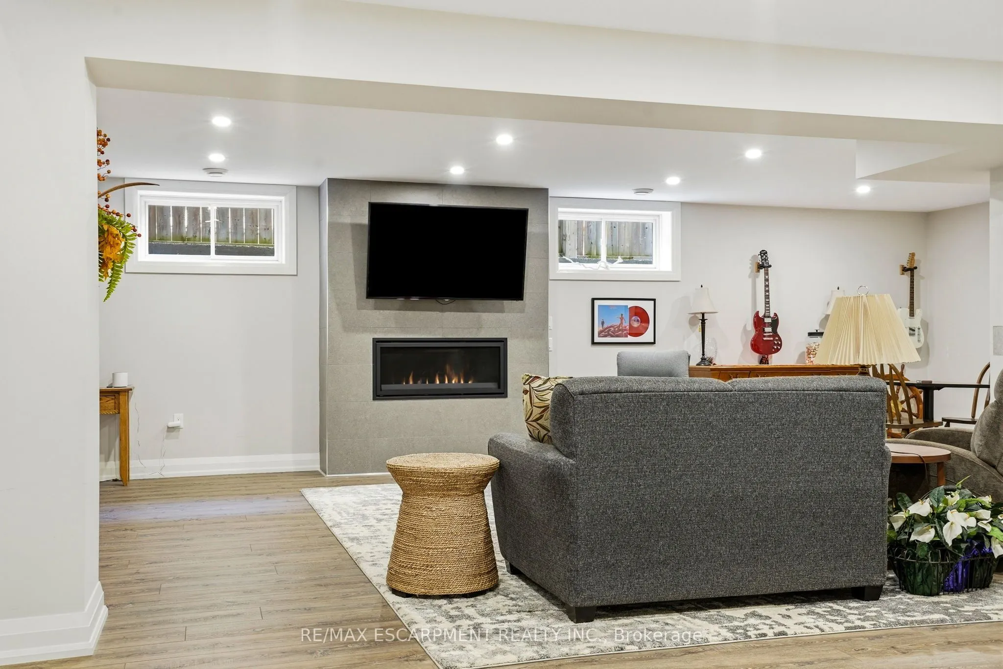 42 Carlton Avenue