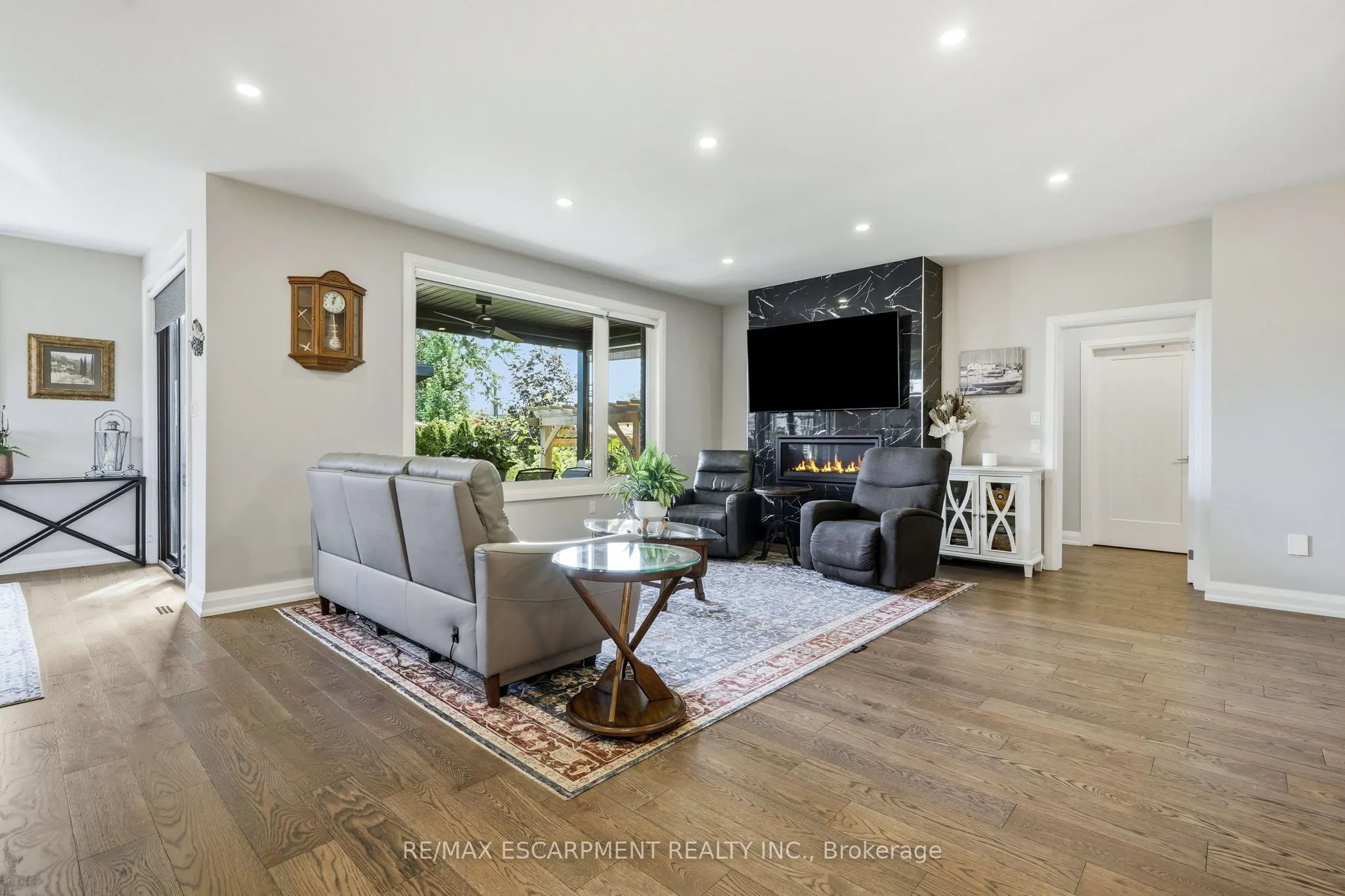 42 Carlton Avenue
