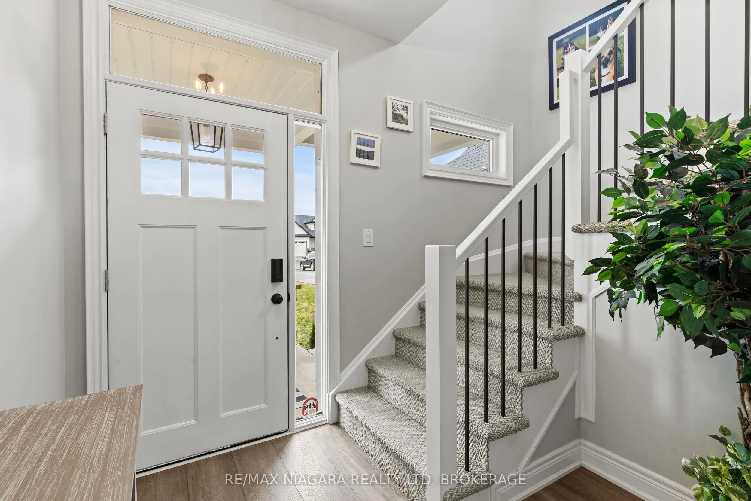 3549 Canfield Crescent