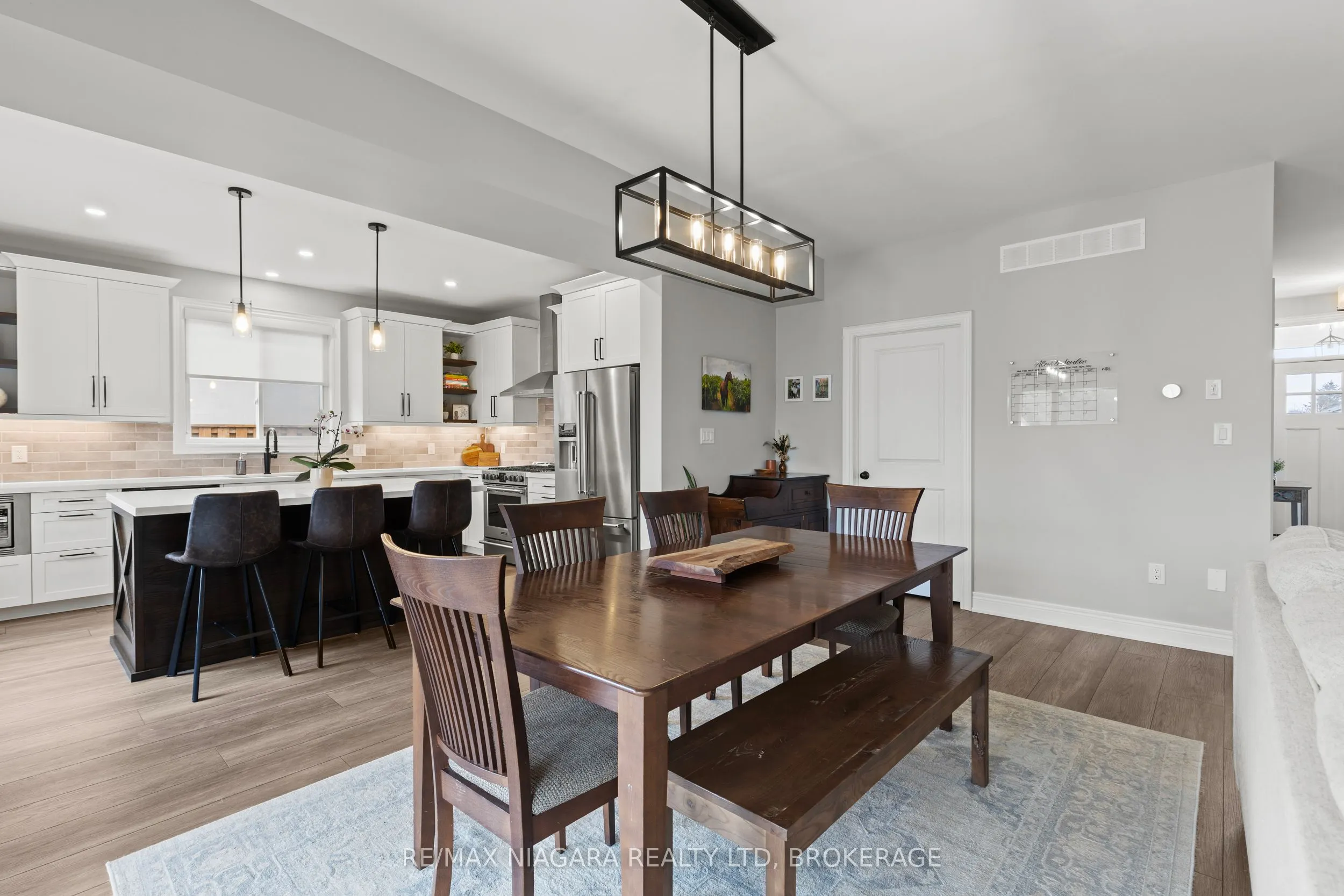 3549 Canfield Crescent