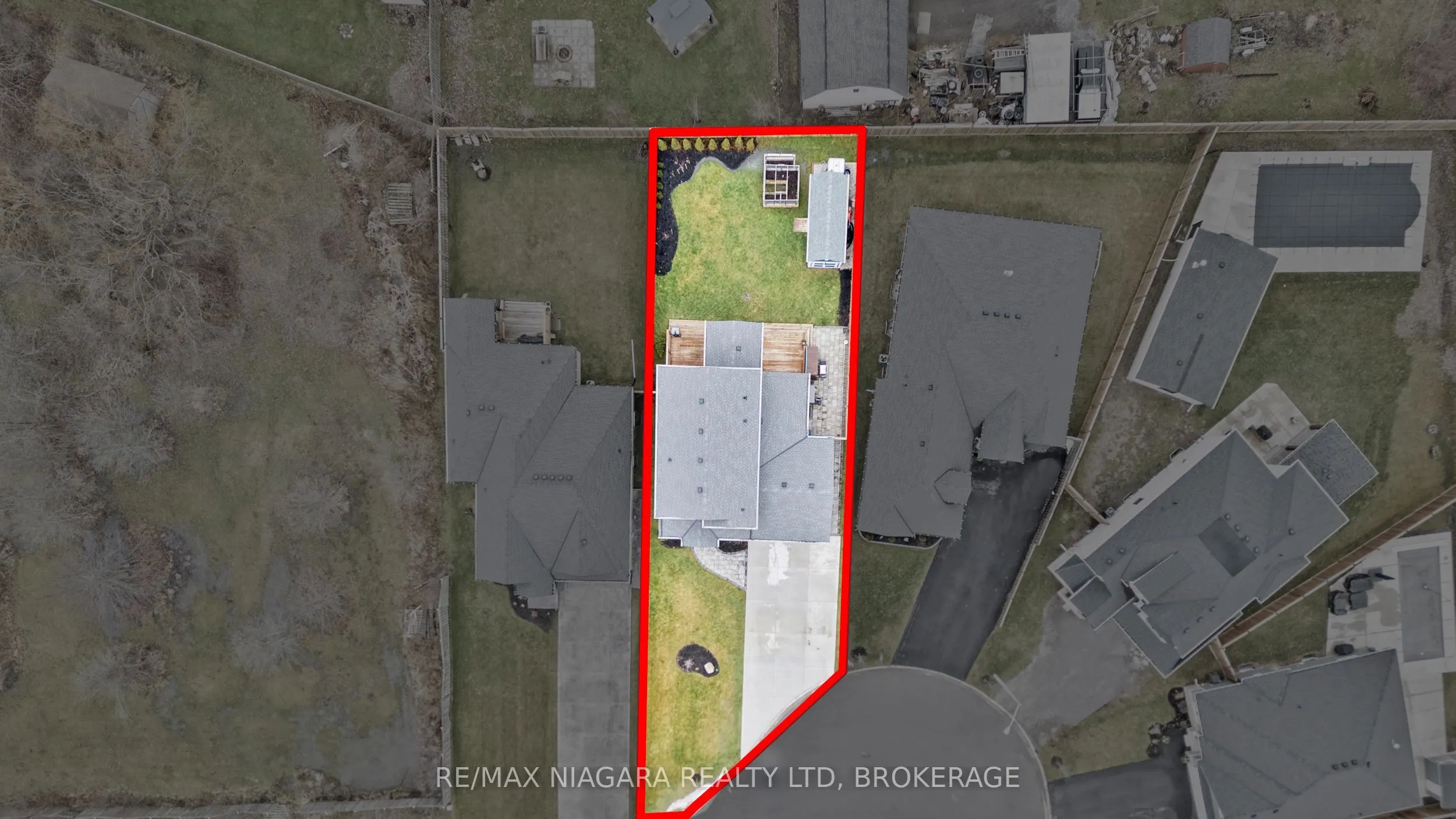 3549 Canfield Crescent