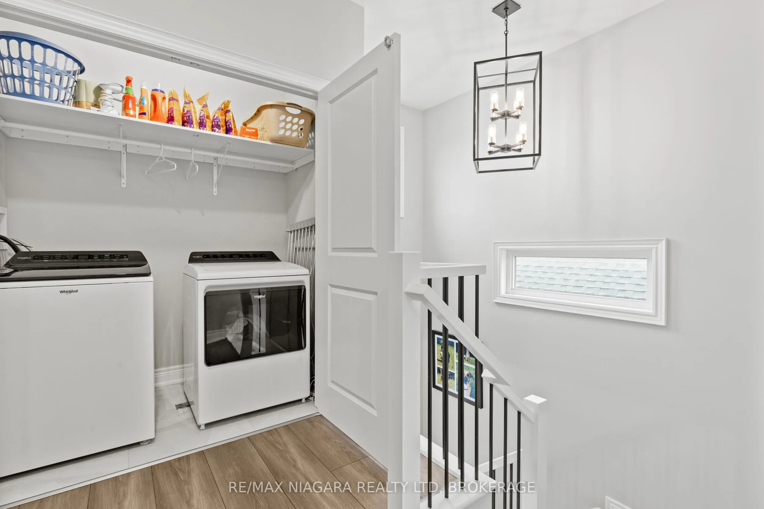 3549 Canfield Crescent