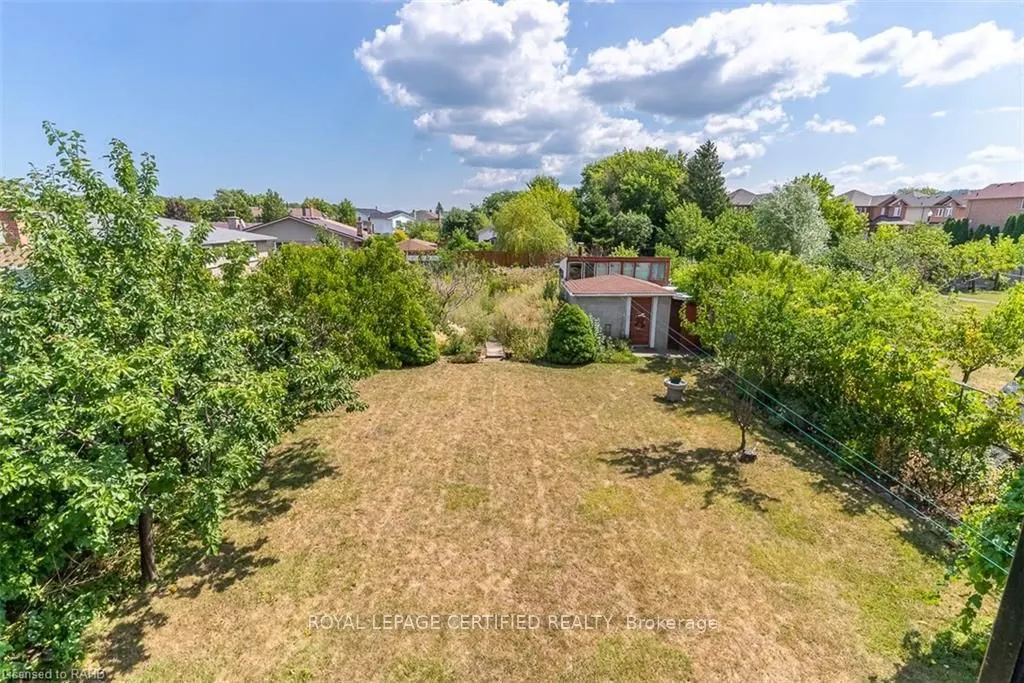 216 Margaret Avenue #Lower