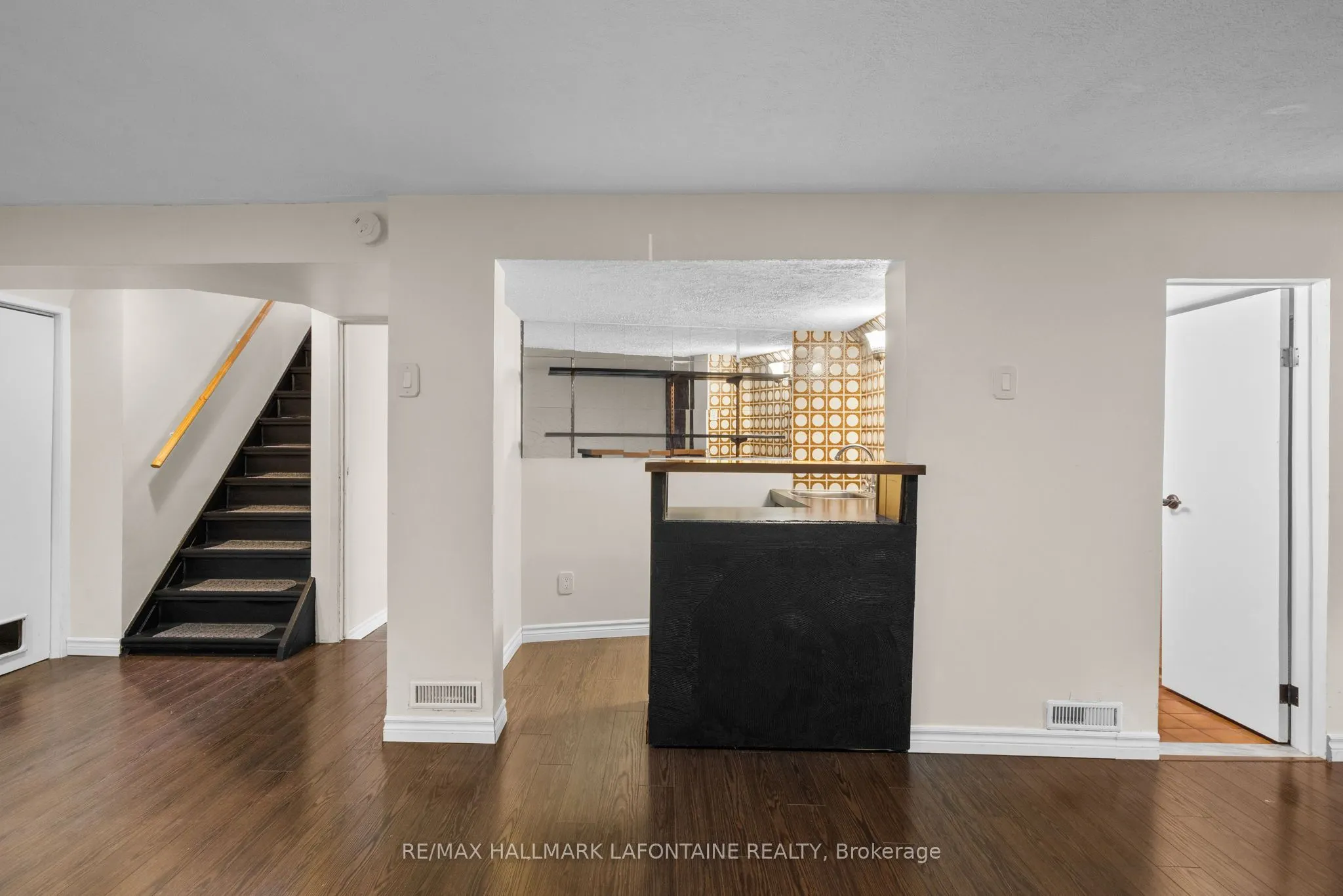 965 Beaudry Street