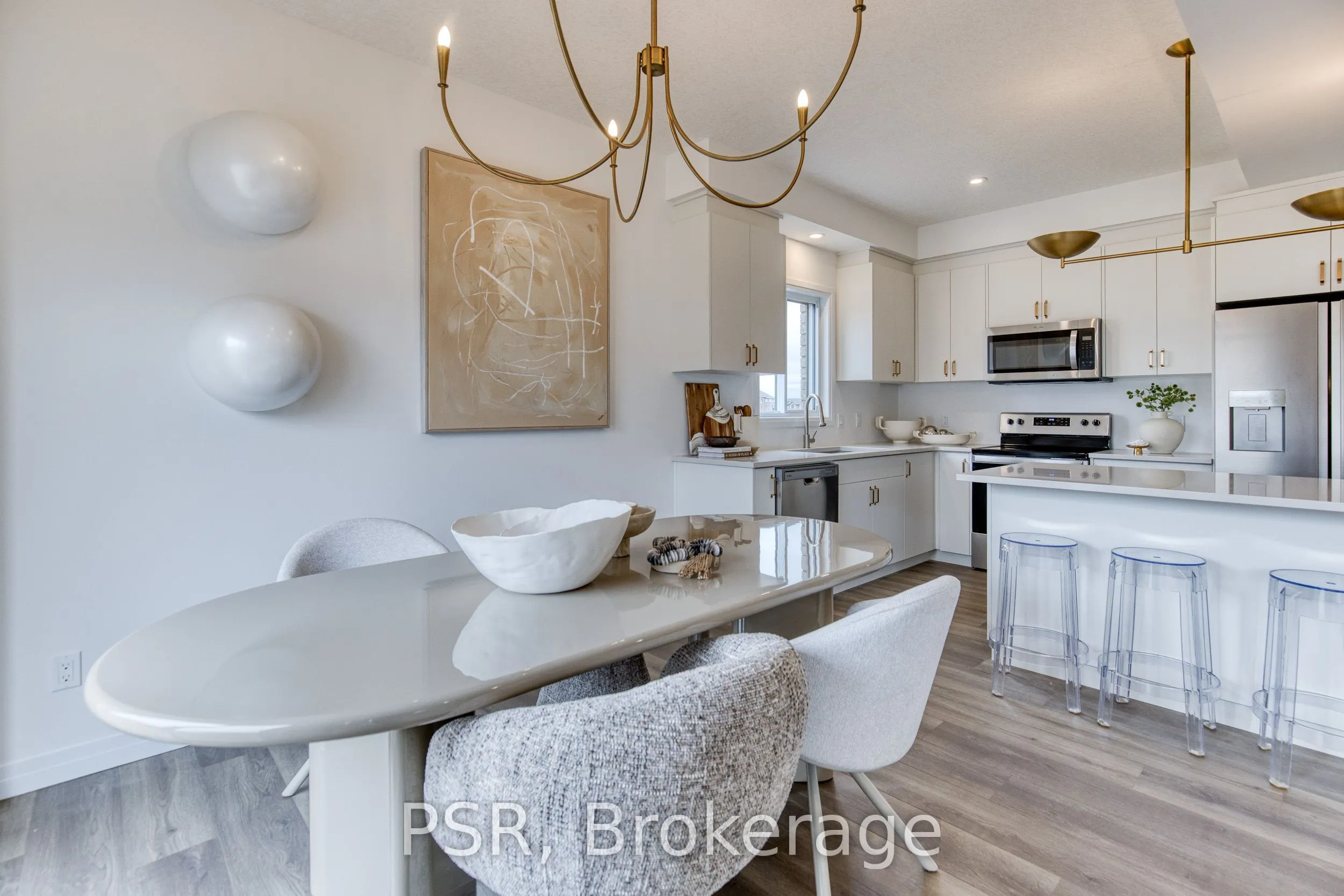 200 Rivergreen Crescent