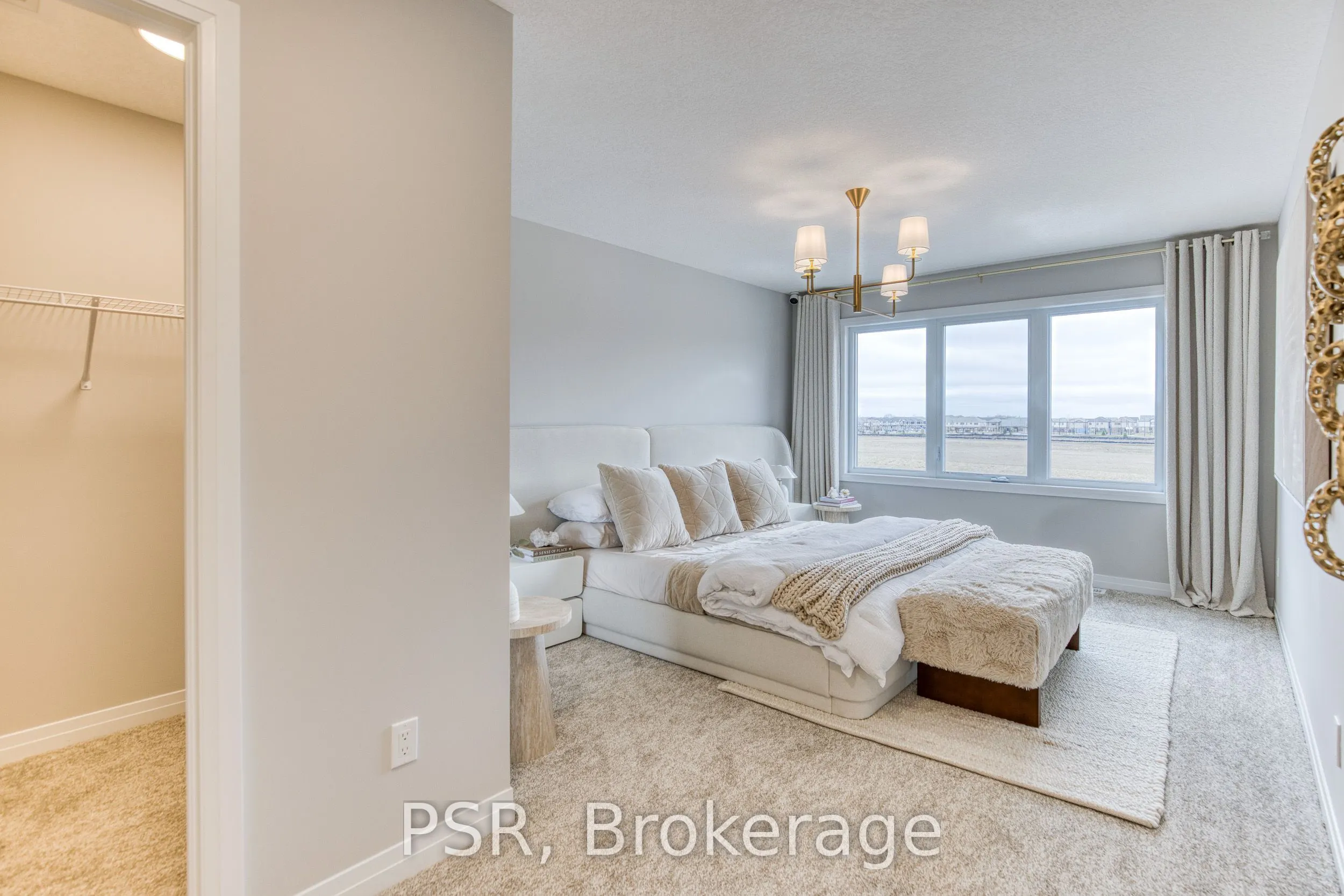 200 Rivergreen Crescent