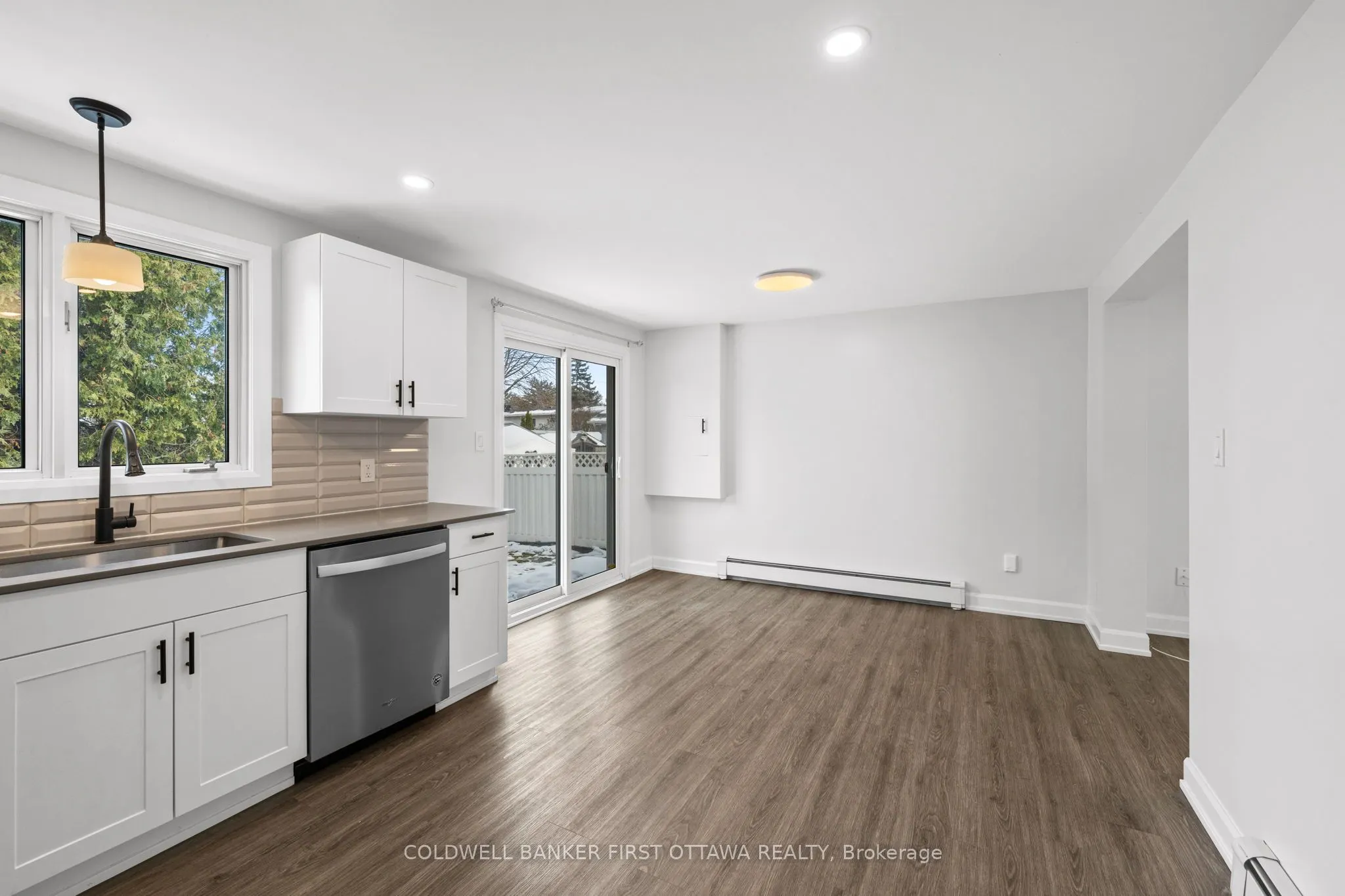 351 Amiens Street