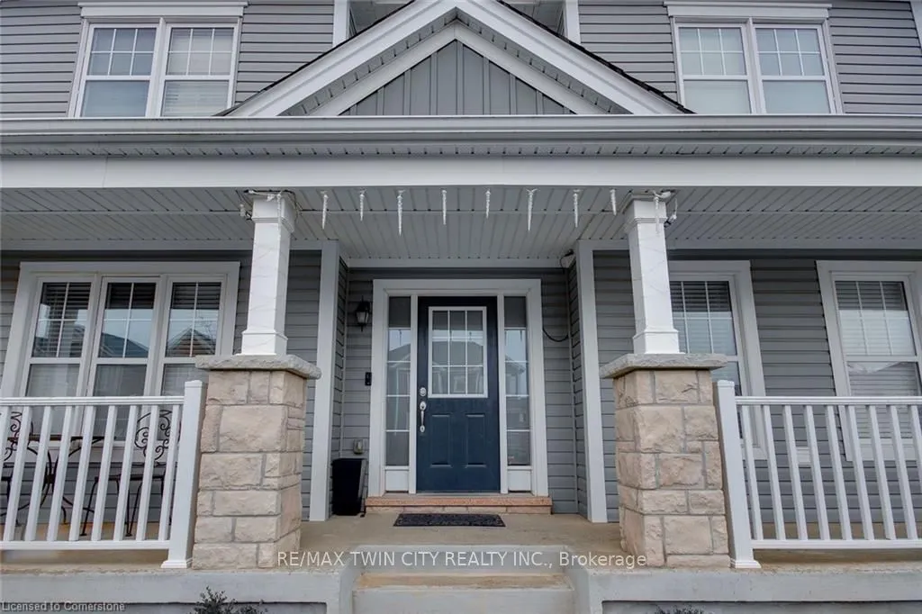 18 Blue Oak Street