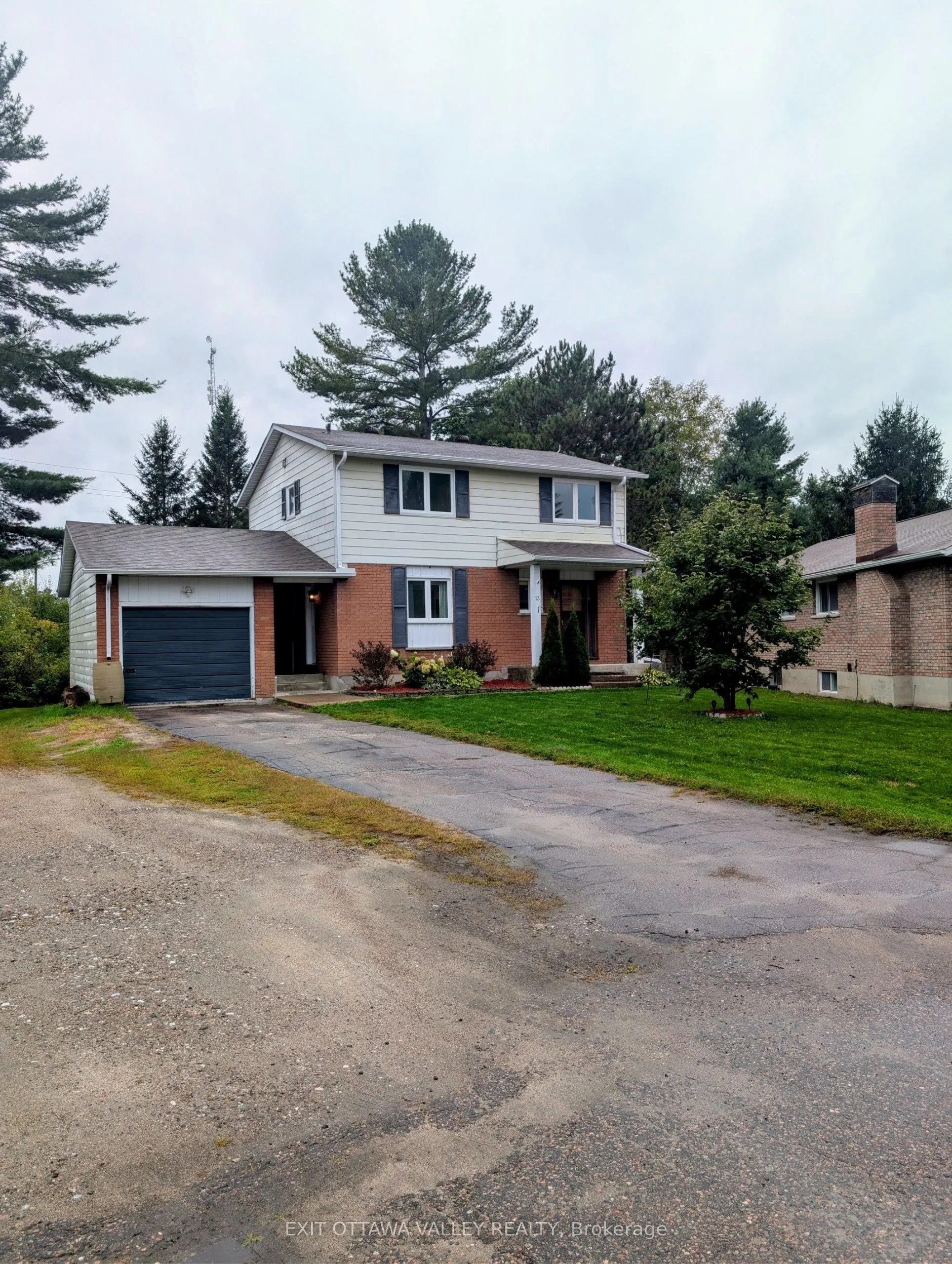 13 Tamarack Street
