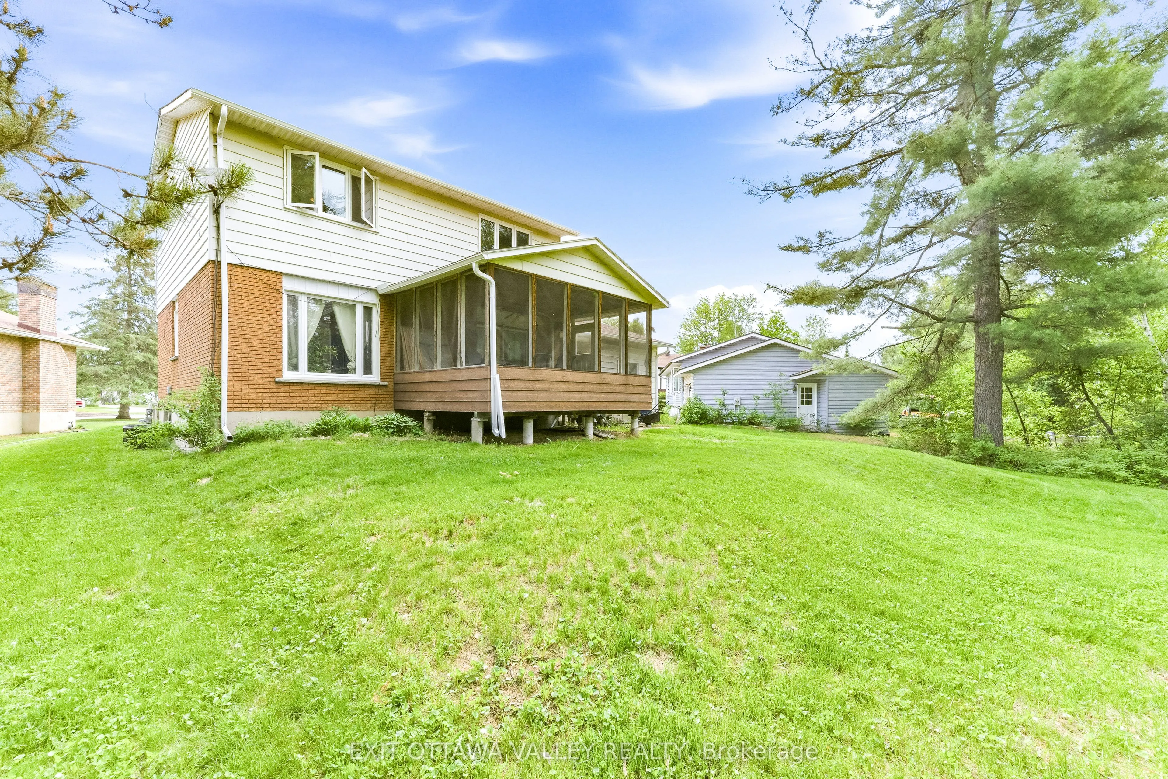 13 Tamarack Street