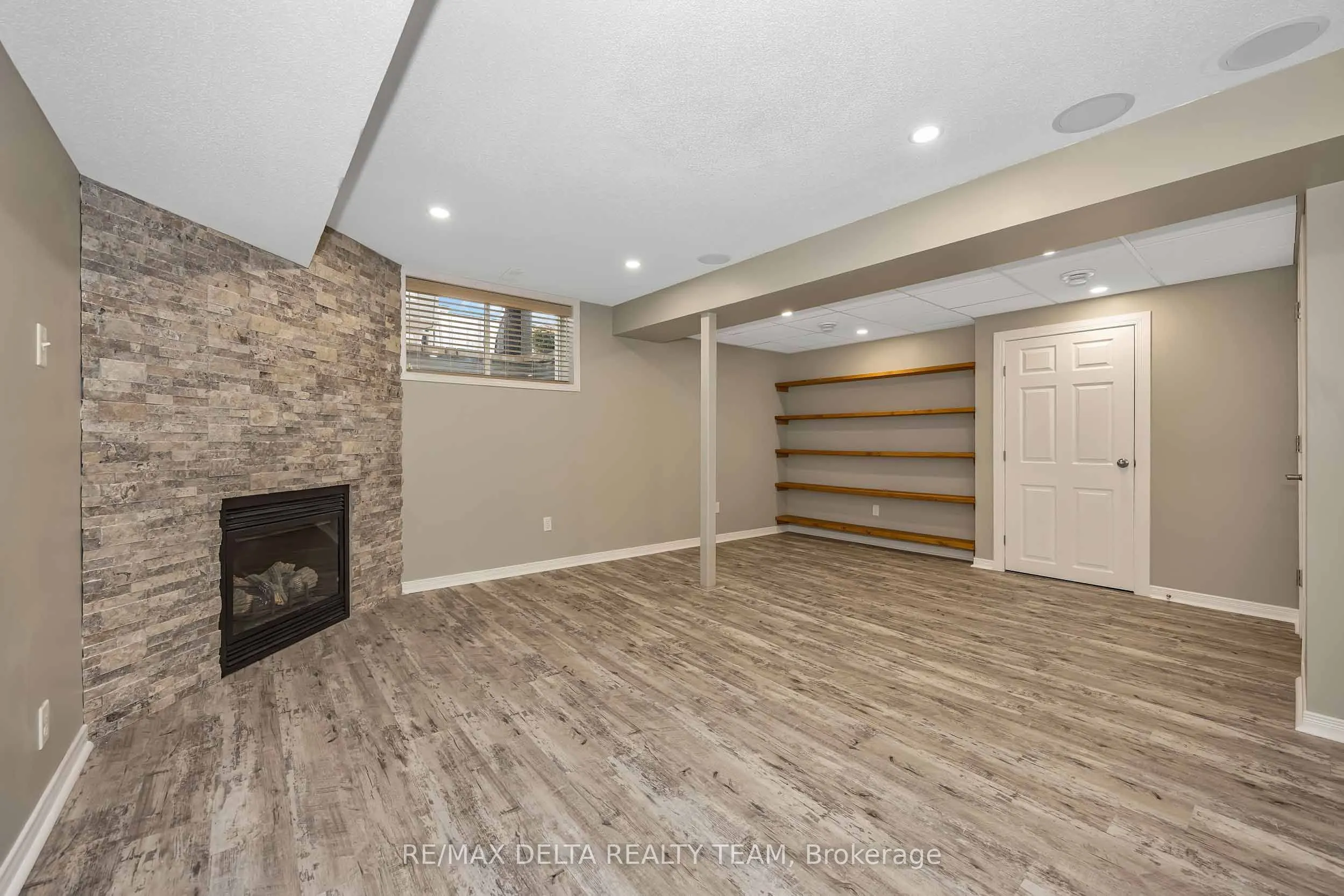 253 Cityview Crescent